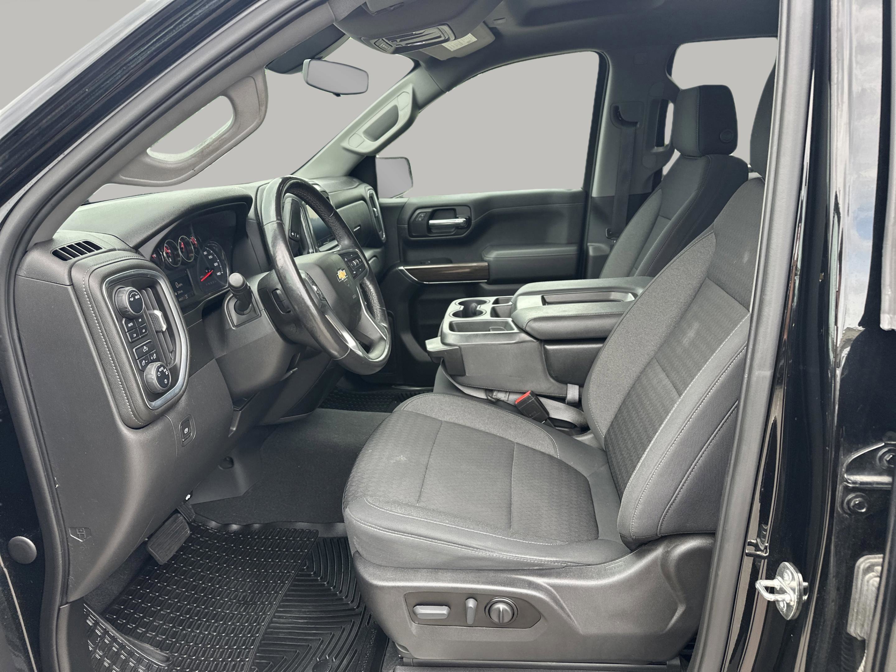 Used 2021 Black Chevrolet LT image 10