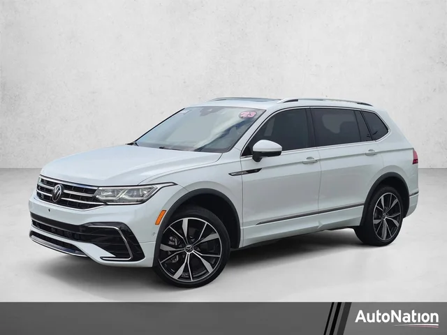 2023 Volkswagen Tiguan SEL R-Line