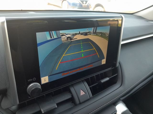 2024 Toyota RAV4 XLE - Photo 20