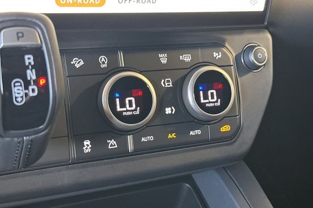 New 2026 Woolstone Green Land Rover S image 20