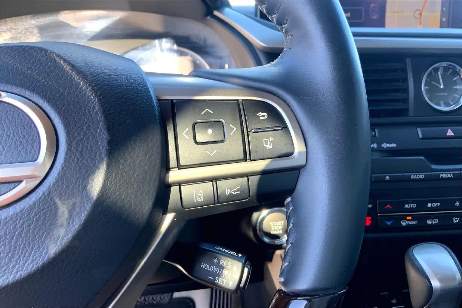 Certified Used 2018 Atomic Silver Lexus  image 25