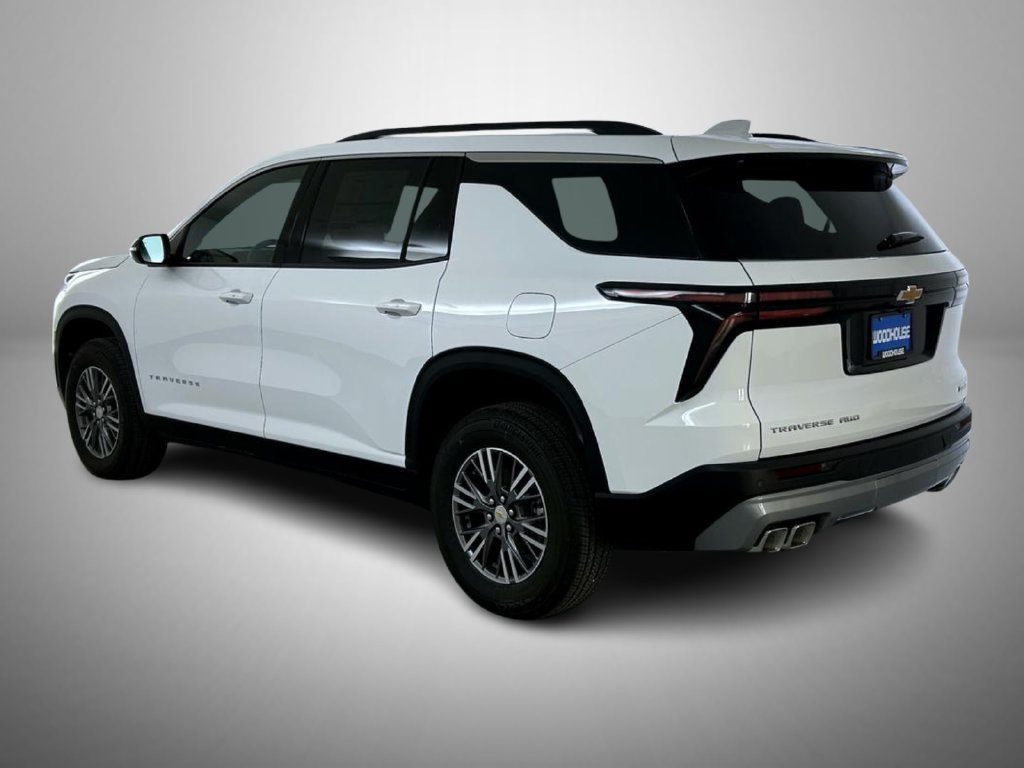 2027 Chevrolet Traverse LT - Photo 7