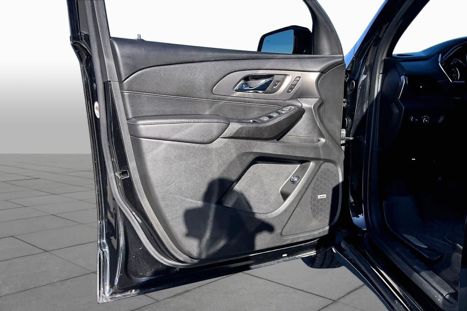 2023 Chevrolet Traverse Premier - Photo 20