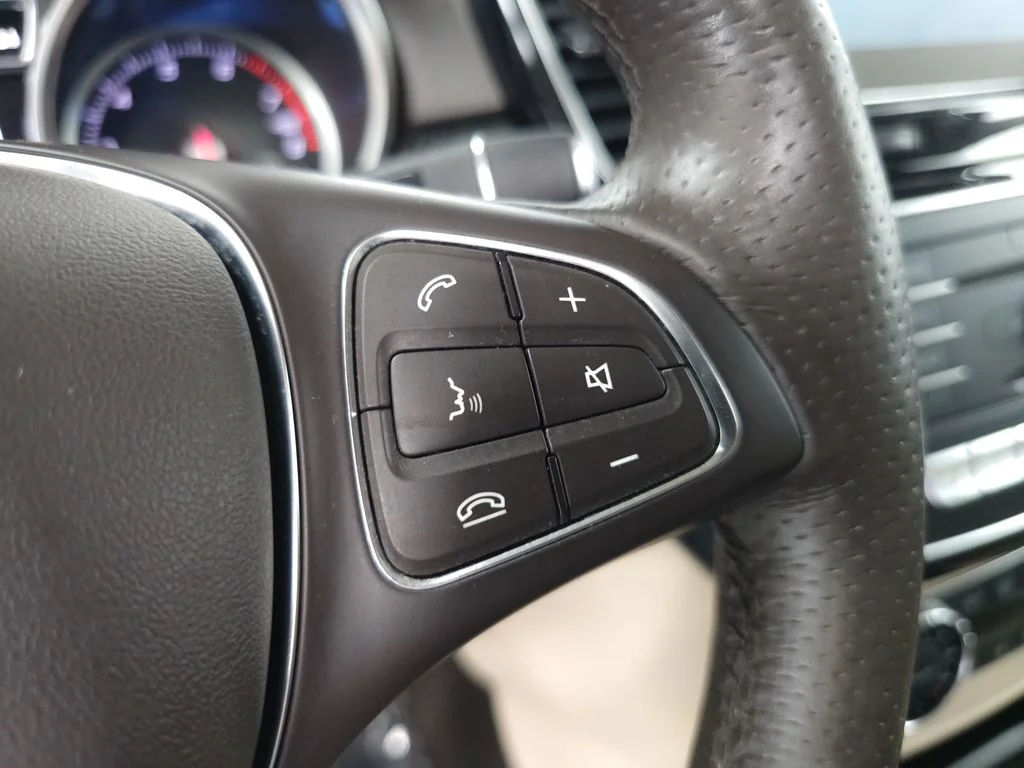 Used 2018 Black Mercedes-Benz GLE 350 image 12