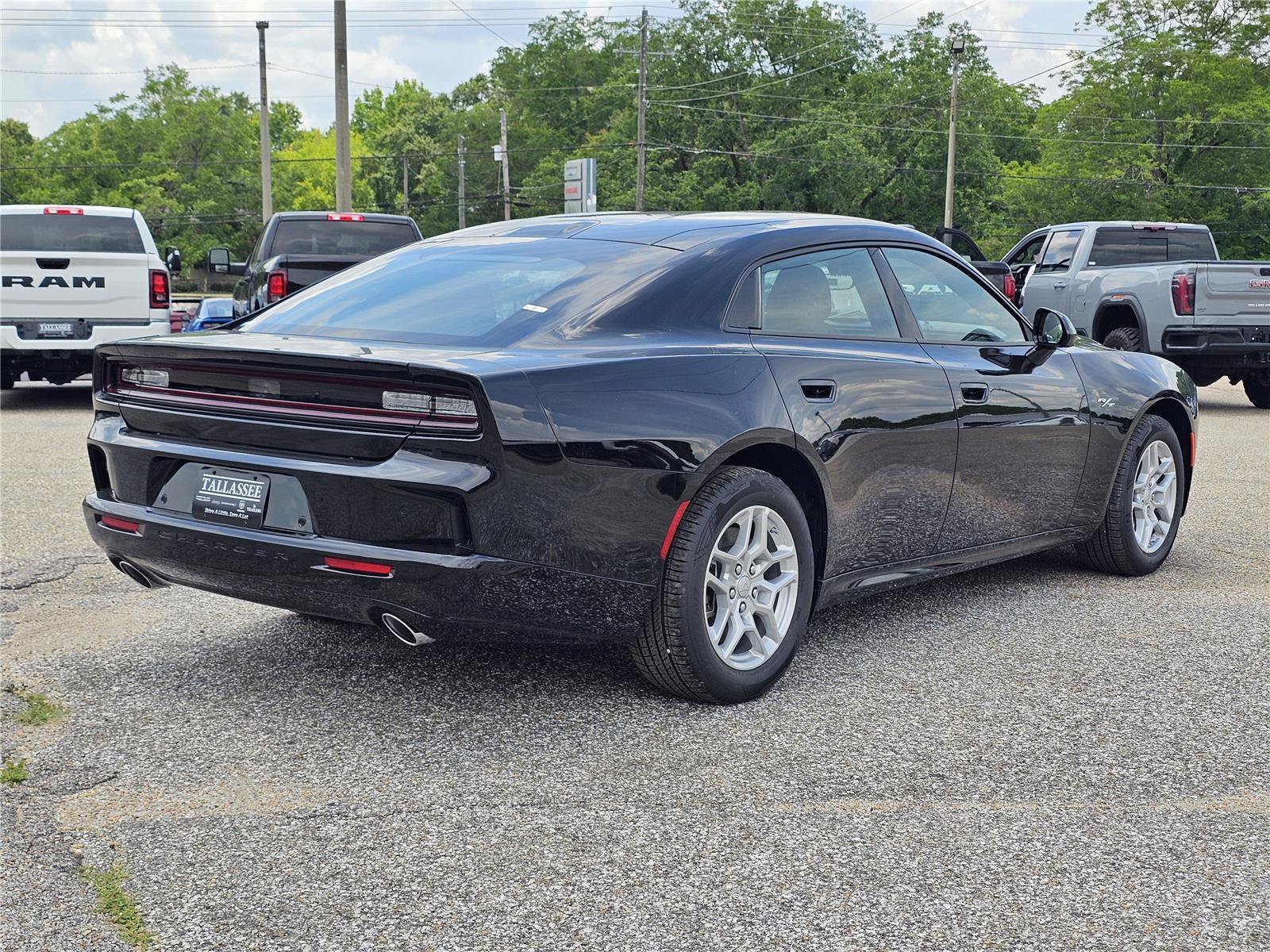 New 2026 Diamond Black Crystal Pearlcoat Dodge R/T image 9