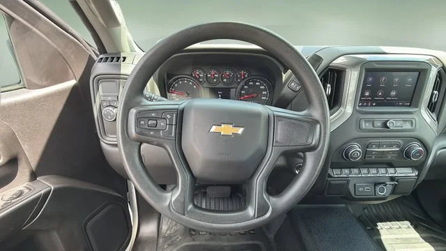 Used 2025 Summit White Chevrolet WT image 13