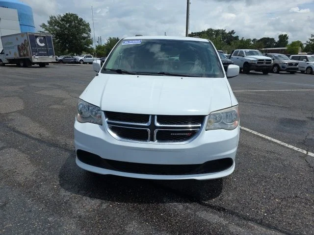Used 2016 White Dodge SXT image 8