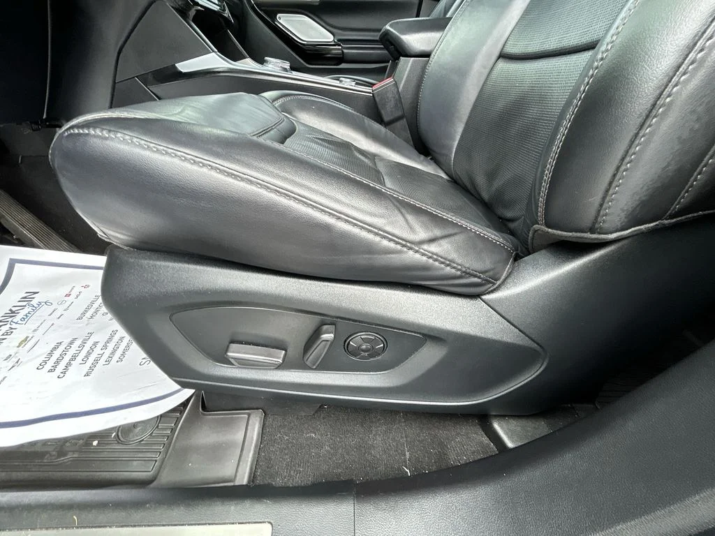 Used 2021 Silver Ford Platinum image 18