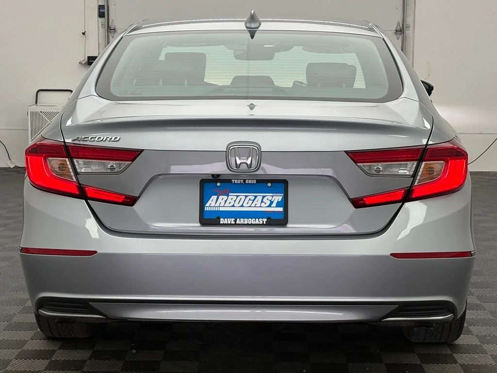 Used 2020 Silver Honda EX-L image 9