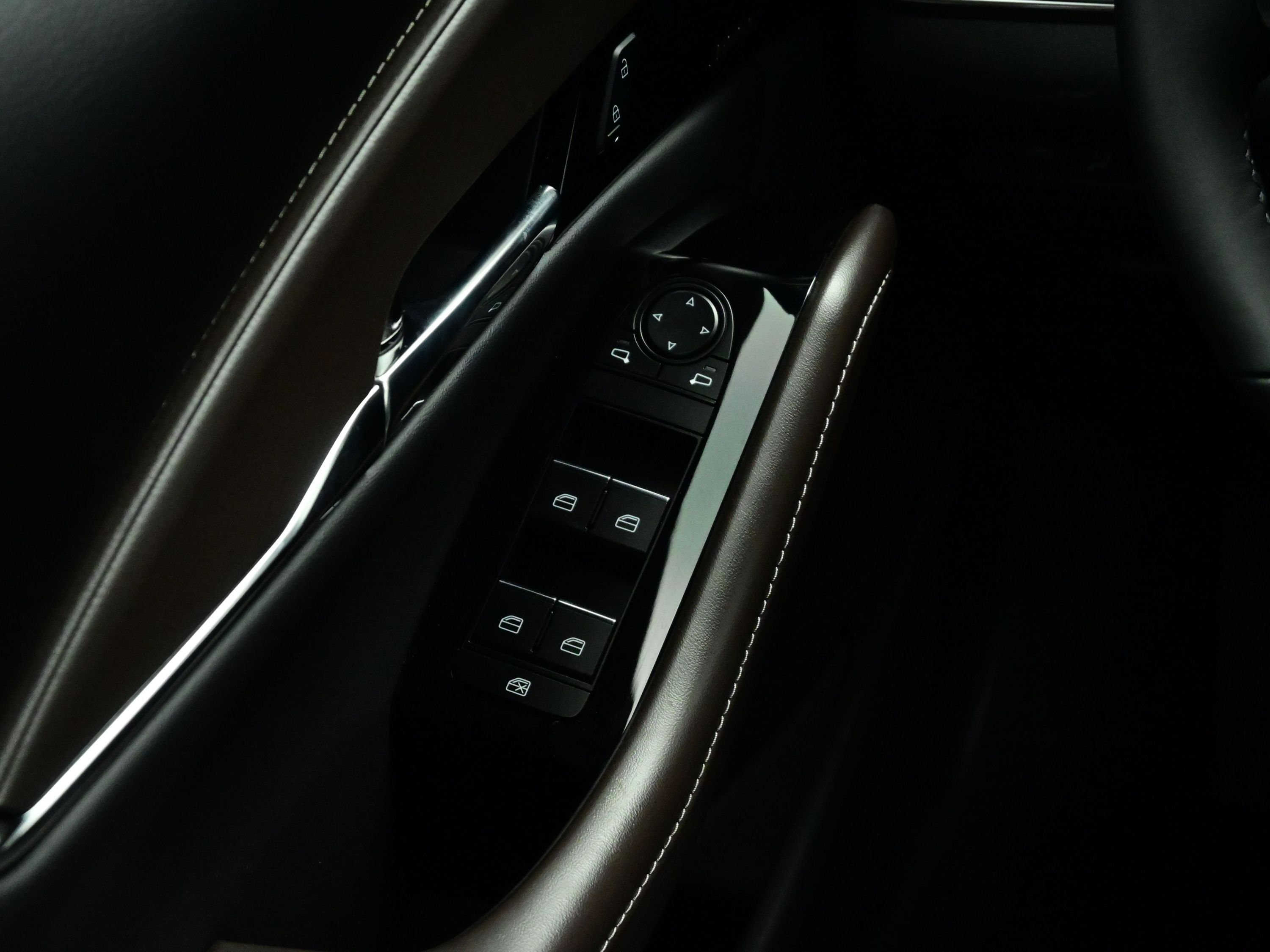 2025 Mazda CX-90 Premium Plus Package - Photo 34