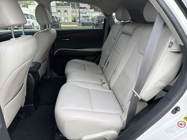 Used 2011  Lexus 450h image 25