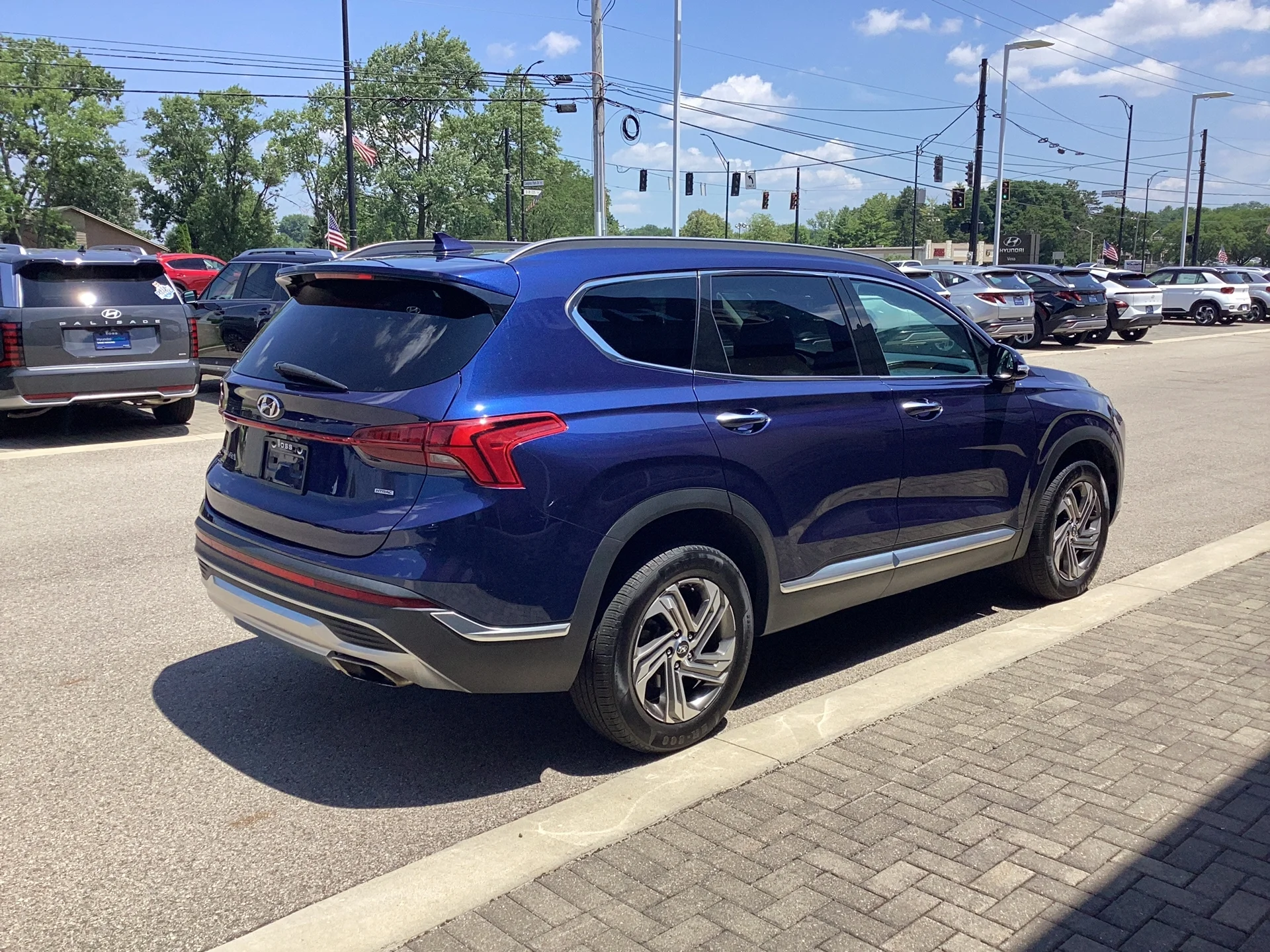 Used 2021 Stormy Sea Hyundai SEL image 4
