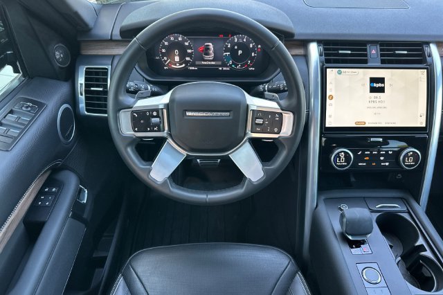 Certified Used 2025 Gray Land Rover Dynamic SE image 13