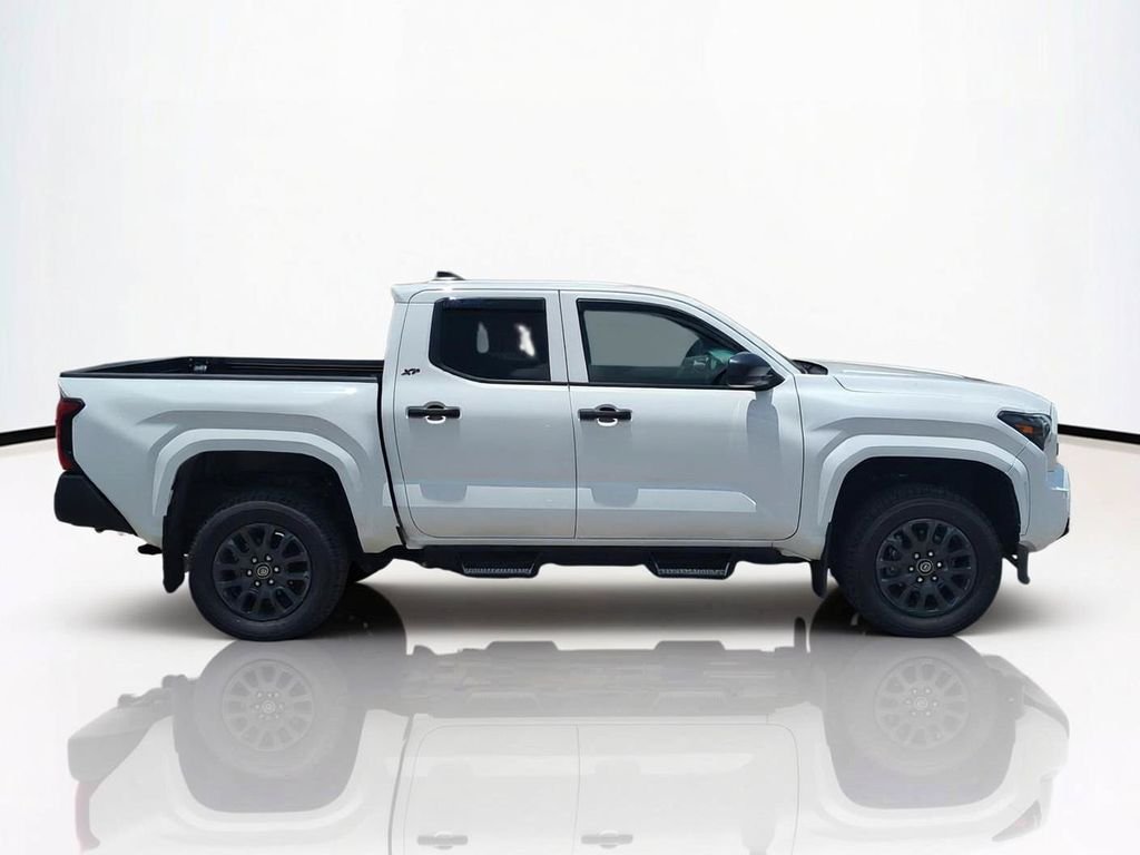 Used 2025 White Toyota SR image 4