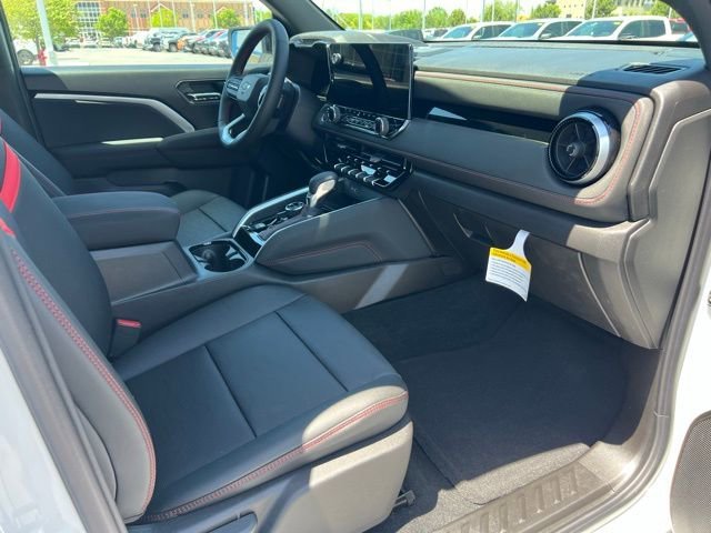 2025 Chevrolet Colorado Z71 - Photo 16