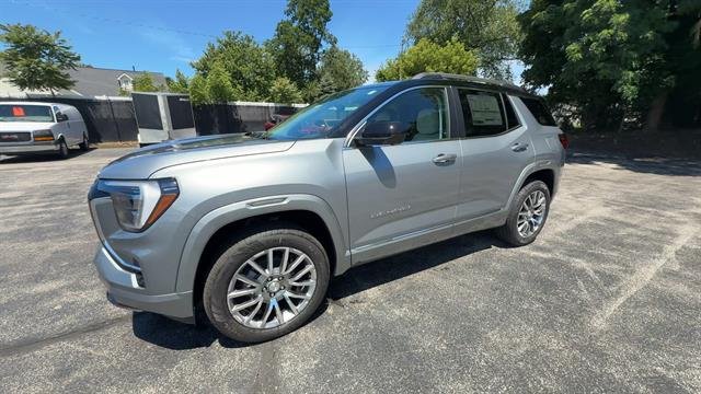 2026 GMC Terrain Denali - Photo 4