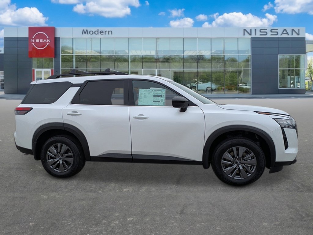 New 2026 Everest White Pearl Tricoat Nissan SV image 6