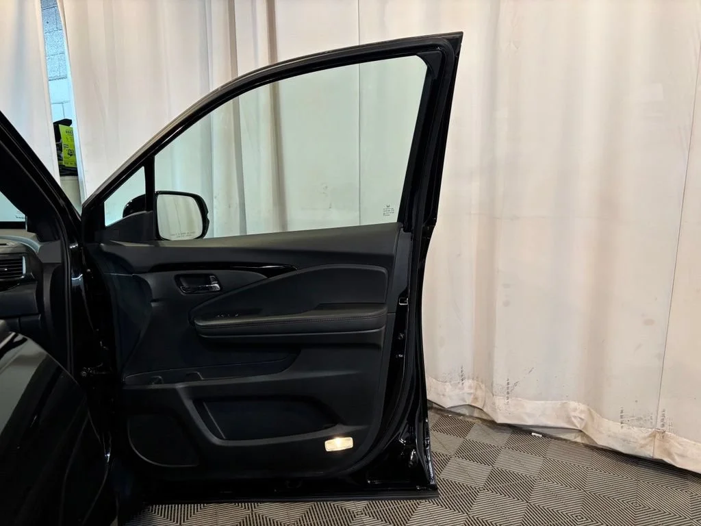 Certified Used 2025 Crystal Black Pearl Honda AWD BLACK EDITION image 50