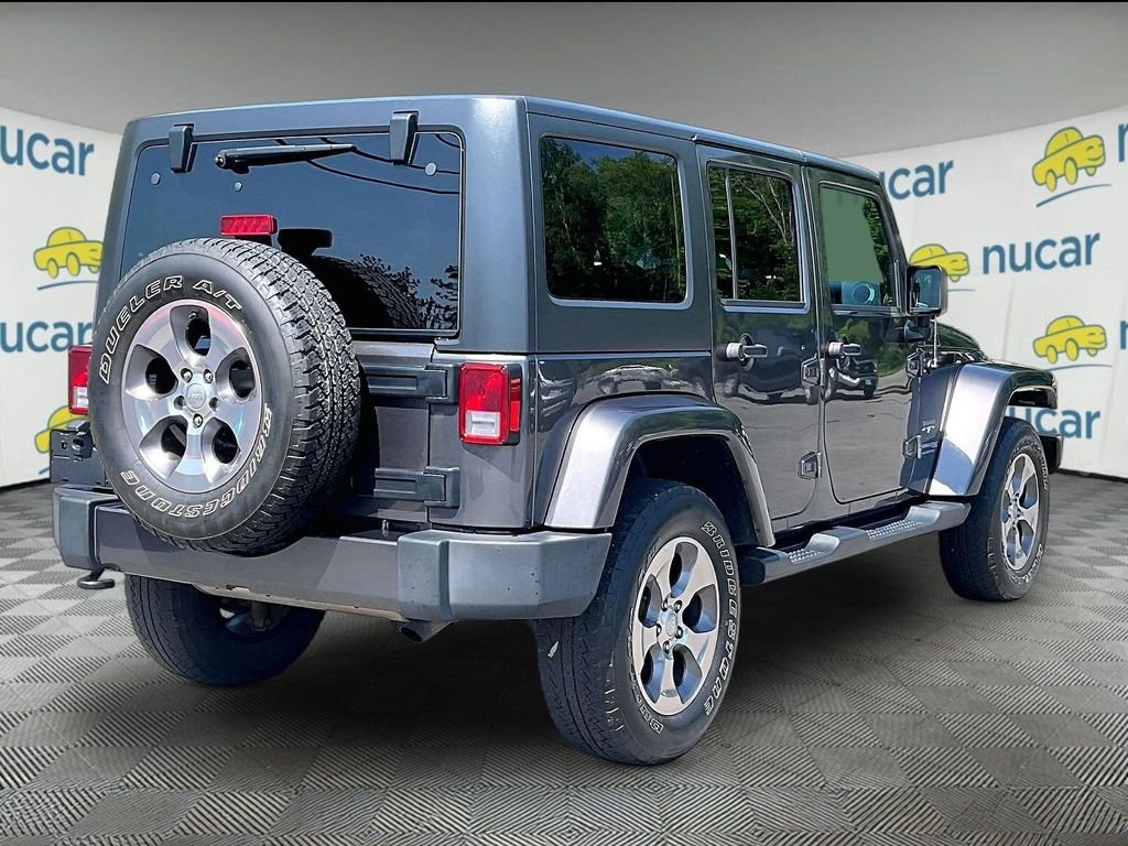 Used 2018 Gray Jeep Unlimited Sahara image 6
