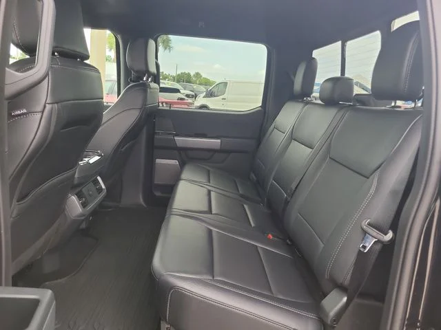 Used 2025 Black Ford XLT image 13