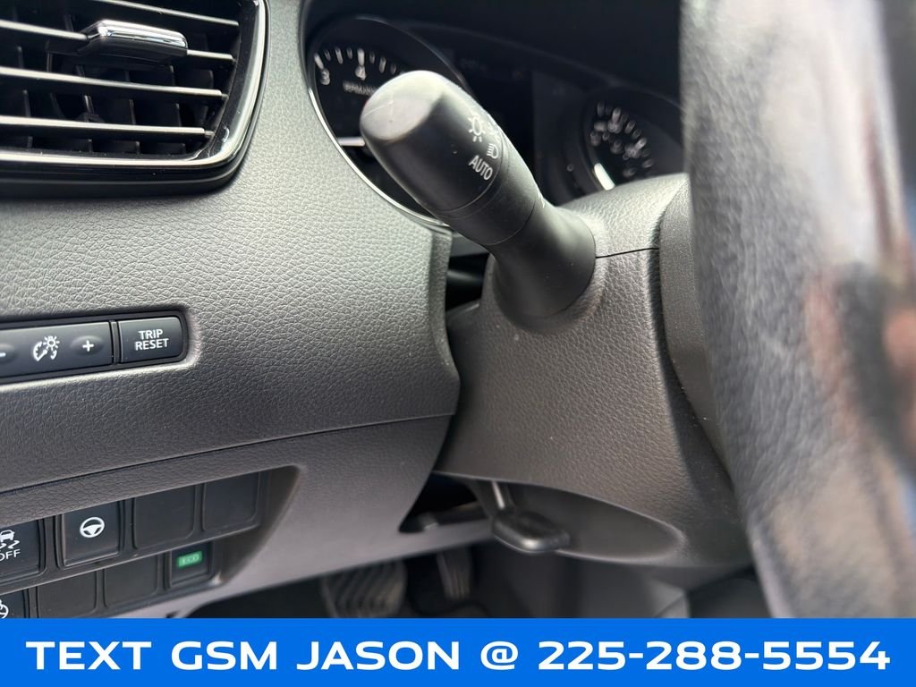 Used 2019 Gray Nissan SL image 48