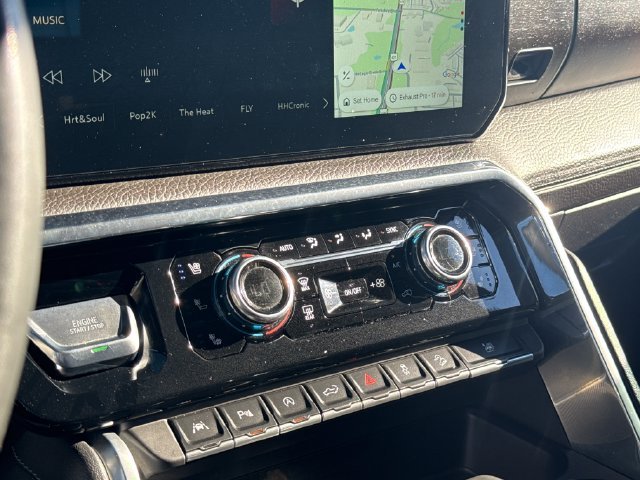 Used 2024 Silver GMC Denali image 19