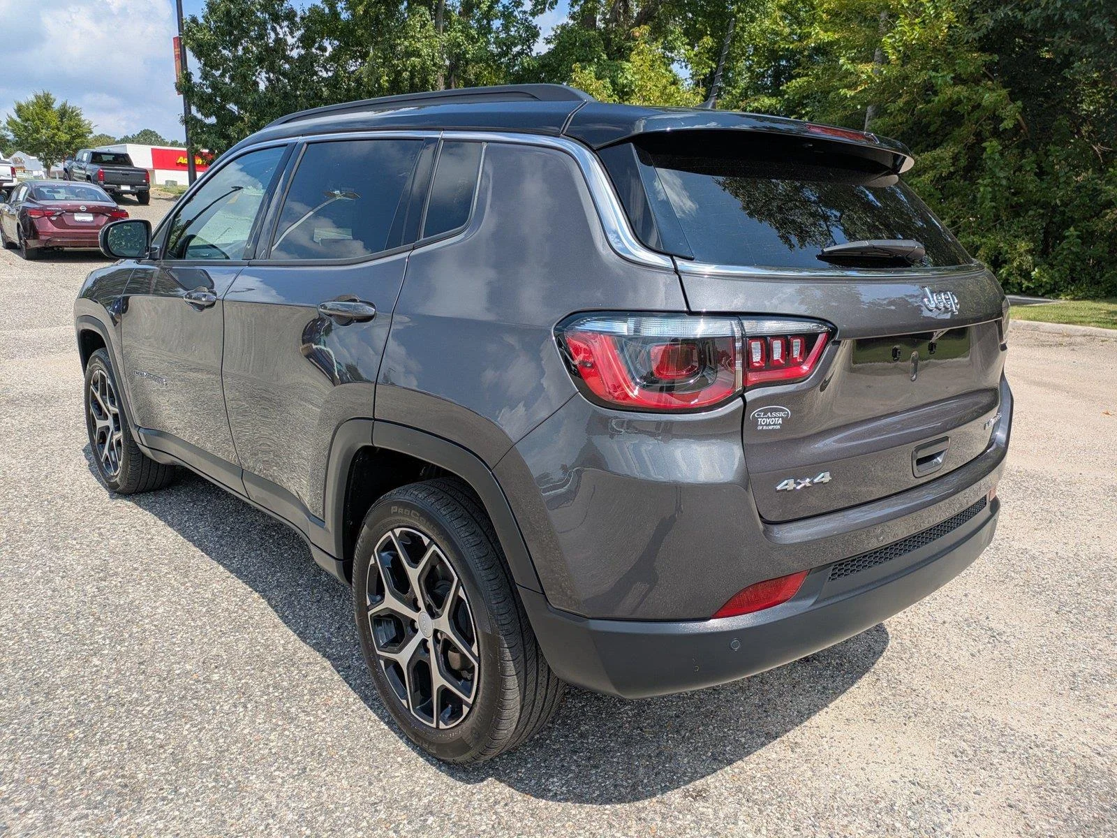 Used 2024 Baltic Gray Metallic Clearcoat Jeep Limited image 6