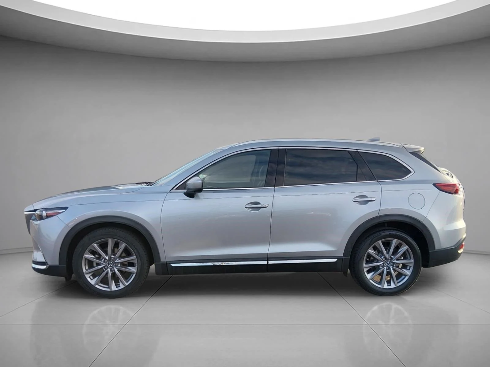 Used 2022 Sonic Silver Metallic Mazda Grand Touring image 2