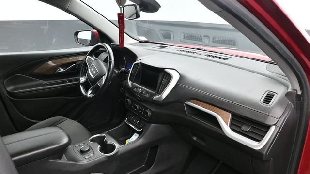 Used 2020 Red GMC SLE image 10