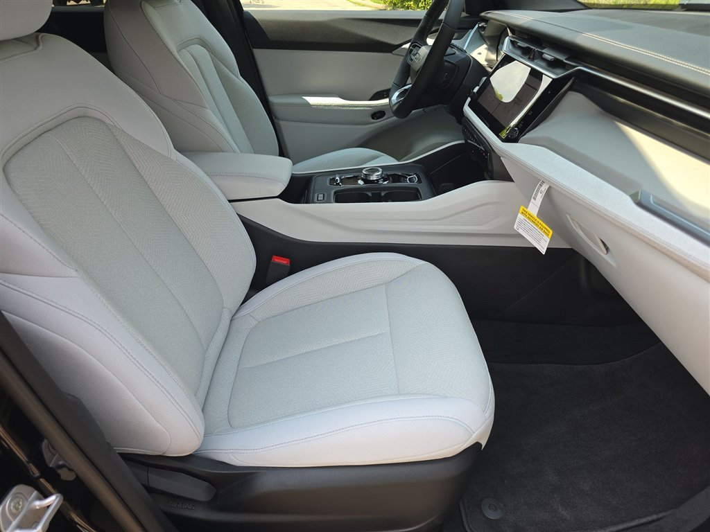 2026 Jeep Cherokee Laredo - Photo 15