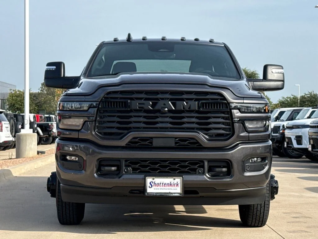 New 2026 Granite Crystal Metallic Clearcoat RAM Big Horn image 2
