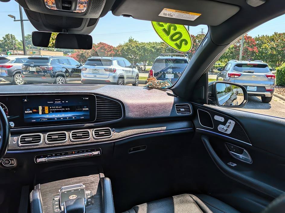 Used 2025 Obsidian Black Metallic Mercedes-Benz GLE 350 image 12