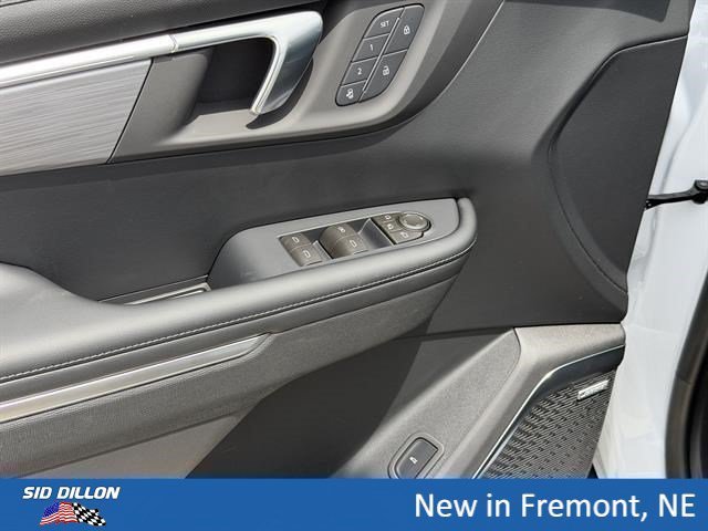 2026 Buick Enclave Preferred - Photo 16