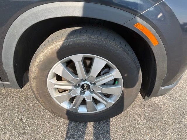 Used 2024 White Hyundai SEL image 11