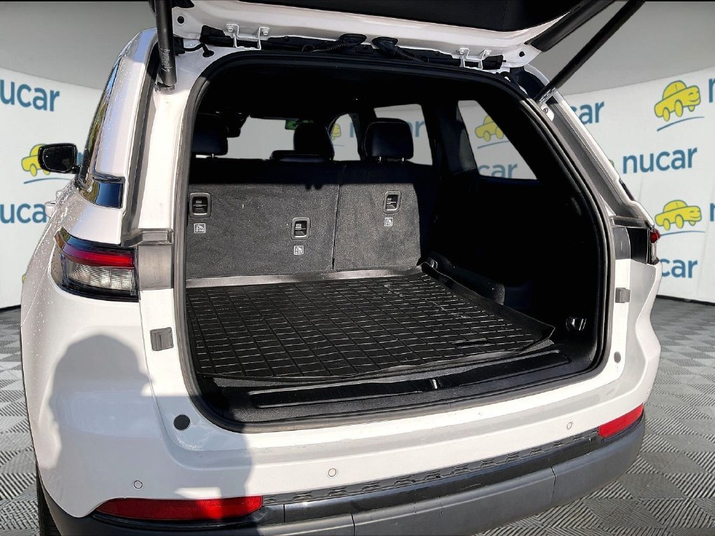 Used 2023 Bright White Clearcoat Jeep Altitude X image 34