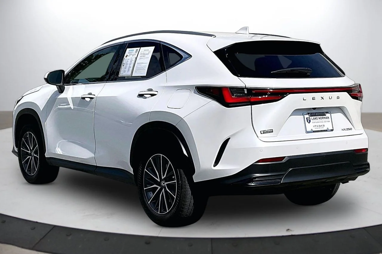 Used 2025 White Lexus 250 Premium image 6