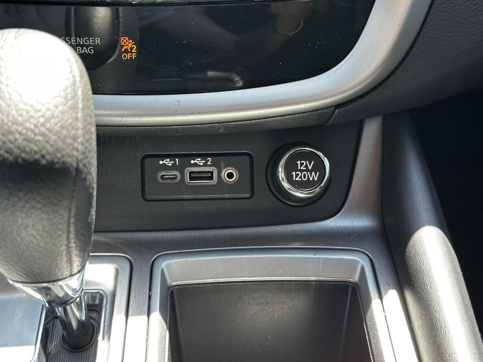 Used 2019 Magnetic Black Pearl Nissan S image 26