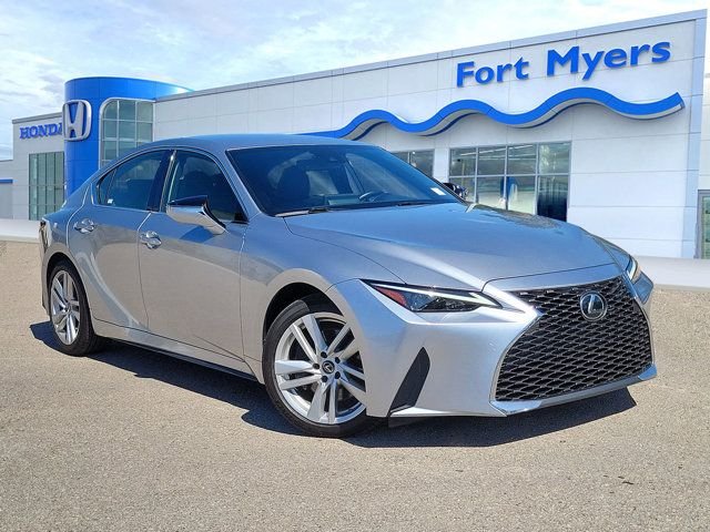 2021 Lexus IS 300