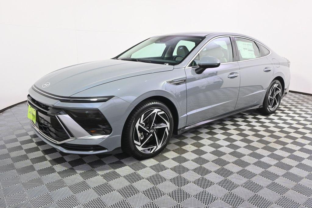 New 2026 Blue Hyundai SEL Sport image 2