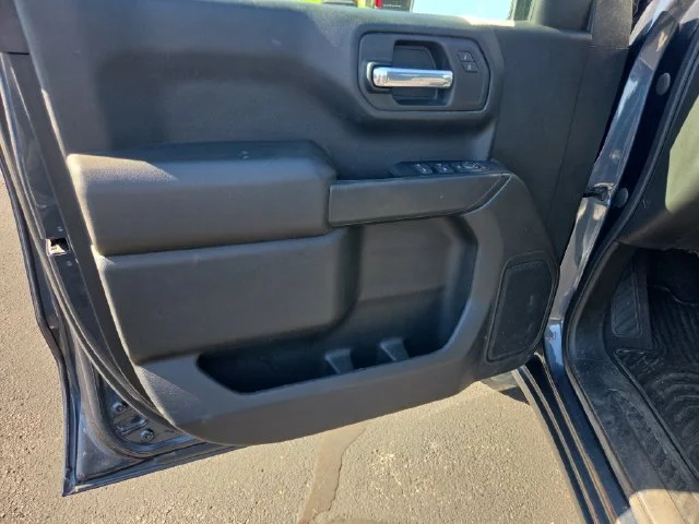 Used 2021 SHADOW GRAY METALLIC Chevrolet Custom image 12