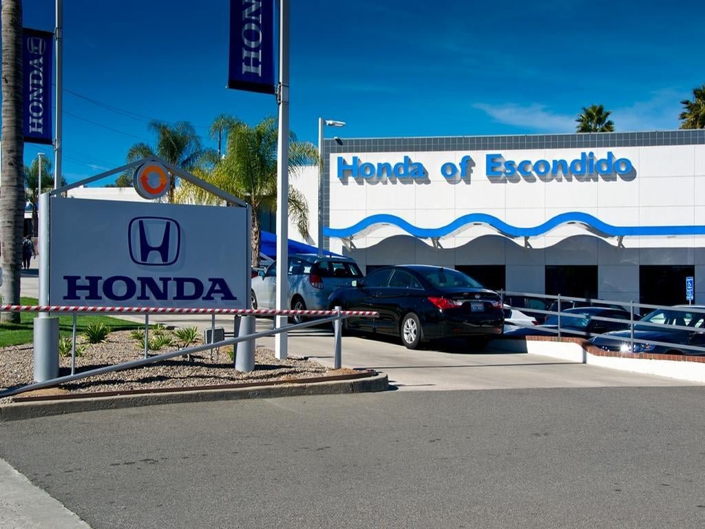 Certified Used 2024 Meteorite Gray Metallic Honda LX image 27