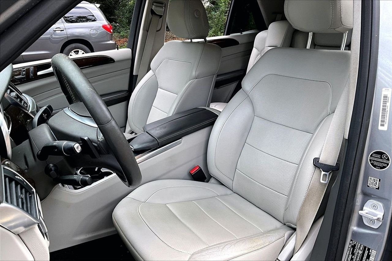 Used 2014 Silver Mercedes-Benz ML 350 image 18