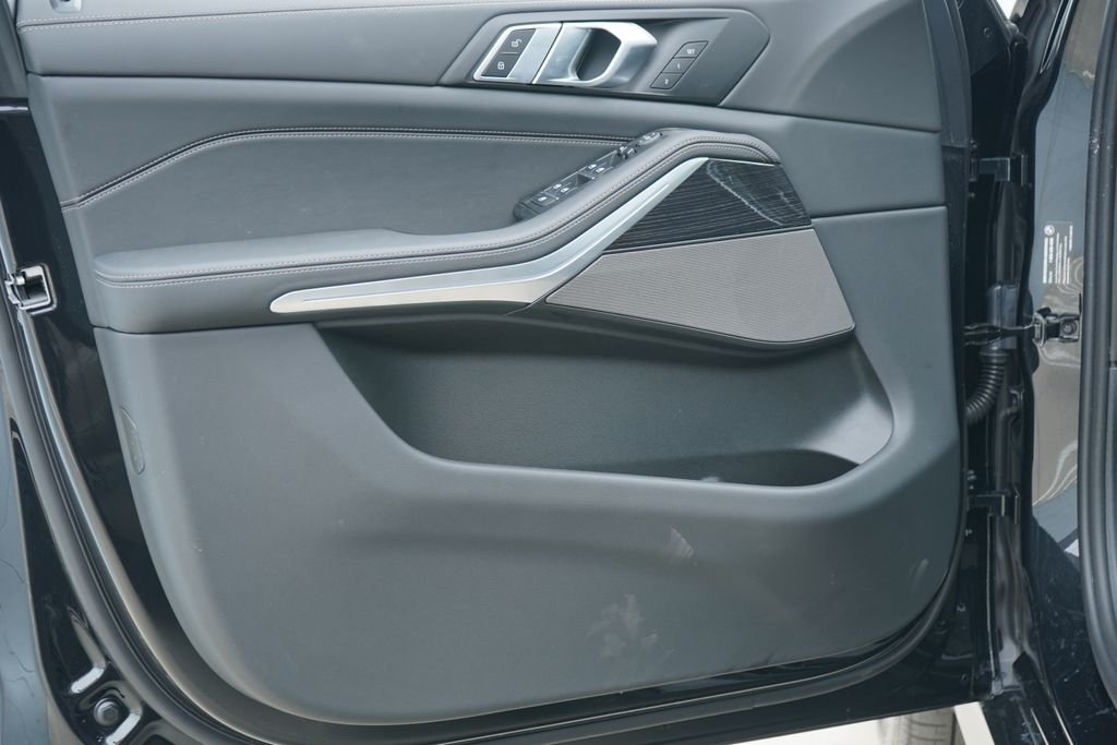 2026 BMW X5 40i - Photo 8