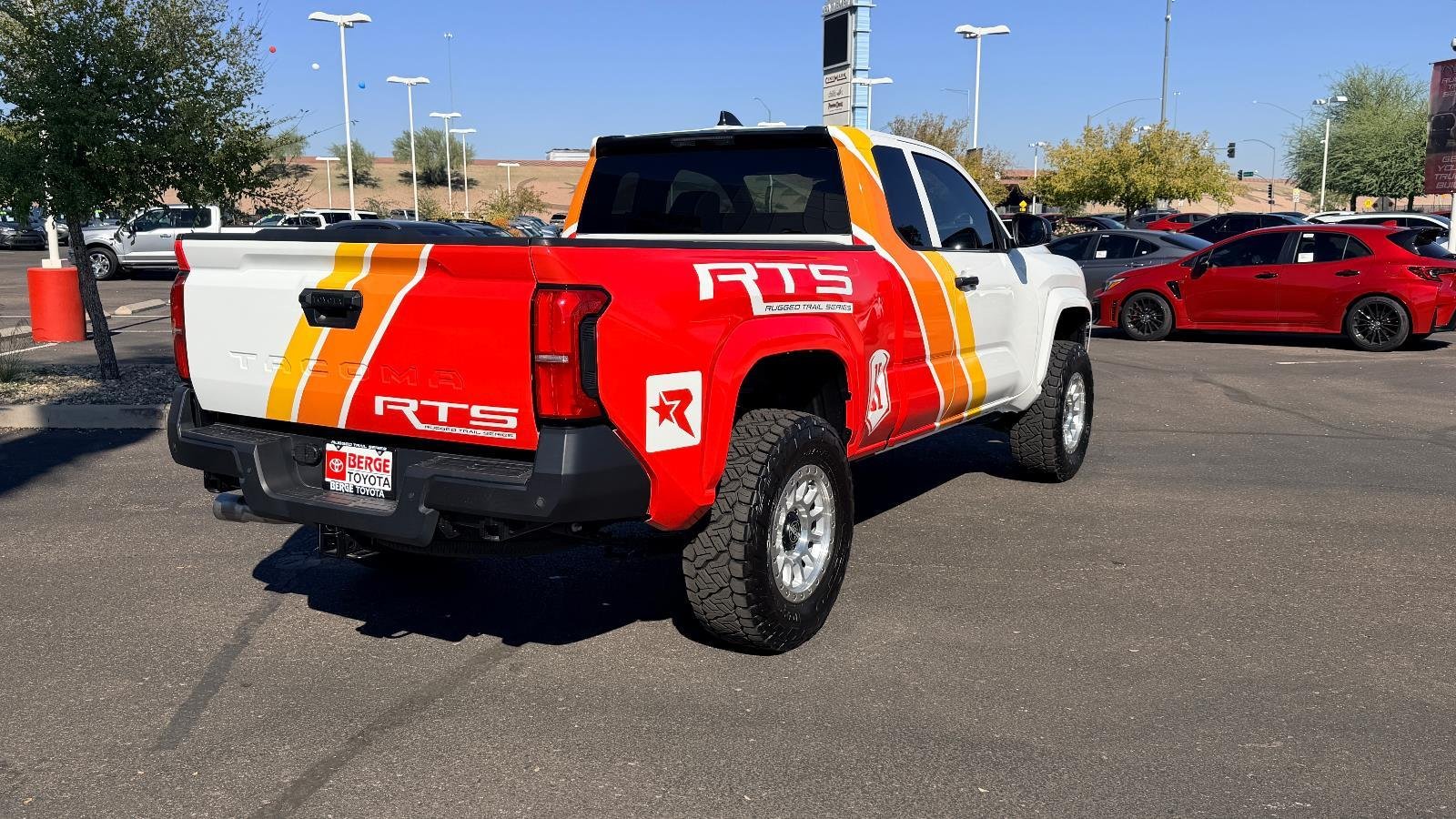 2025 Toyota Tacoma SR - Photo 5