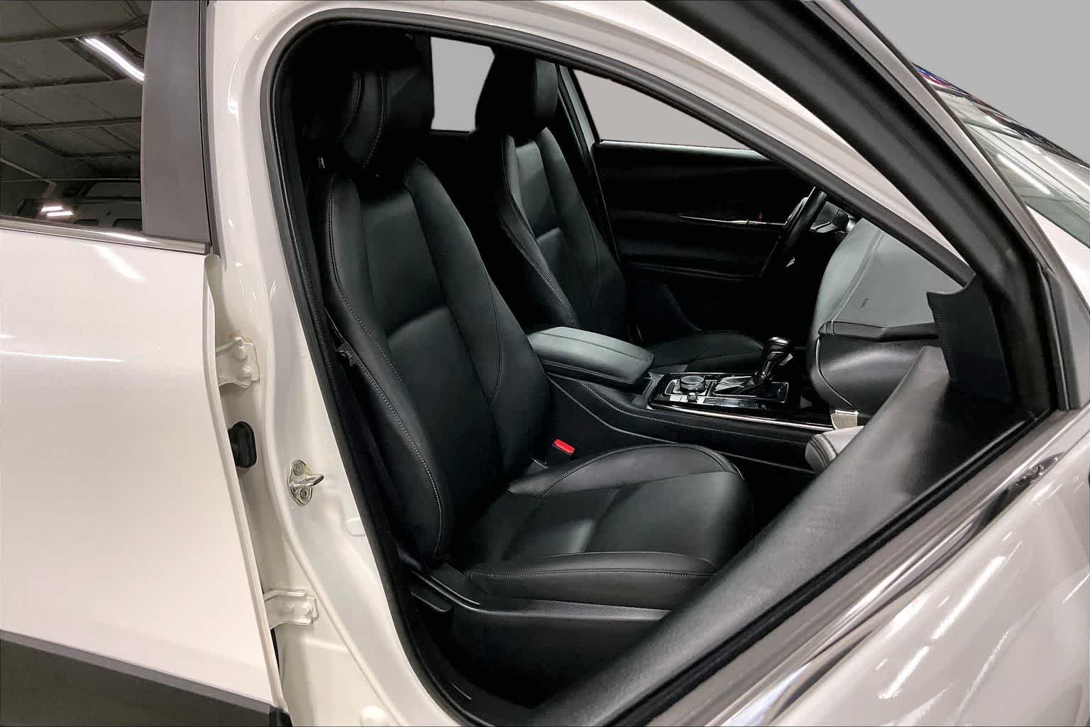Used 2023 Snowflake White Pearl Mica Mazda 2.5 S Preferred Package image 9