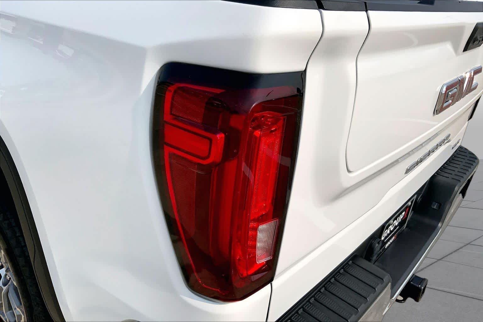 2025 GMC Sierra 1500 SLT - Photo 27