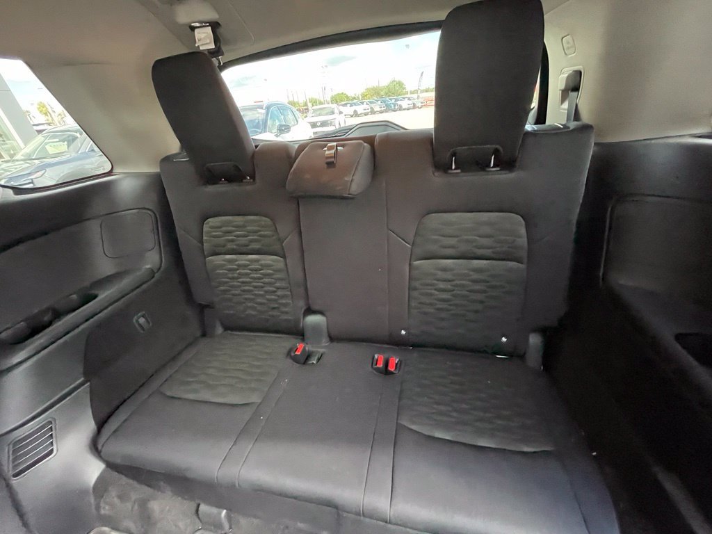 Used 2025 Gray Nissan SV image 17
