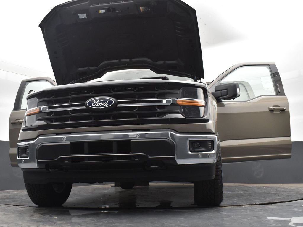 New 2026 Marsh Gray Ford XLT image 38