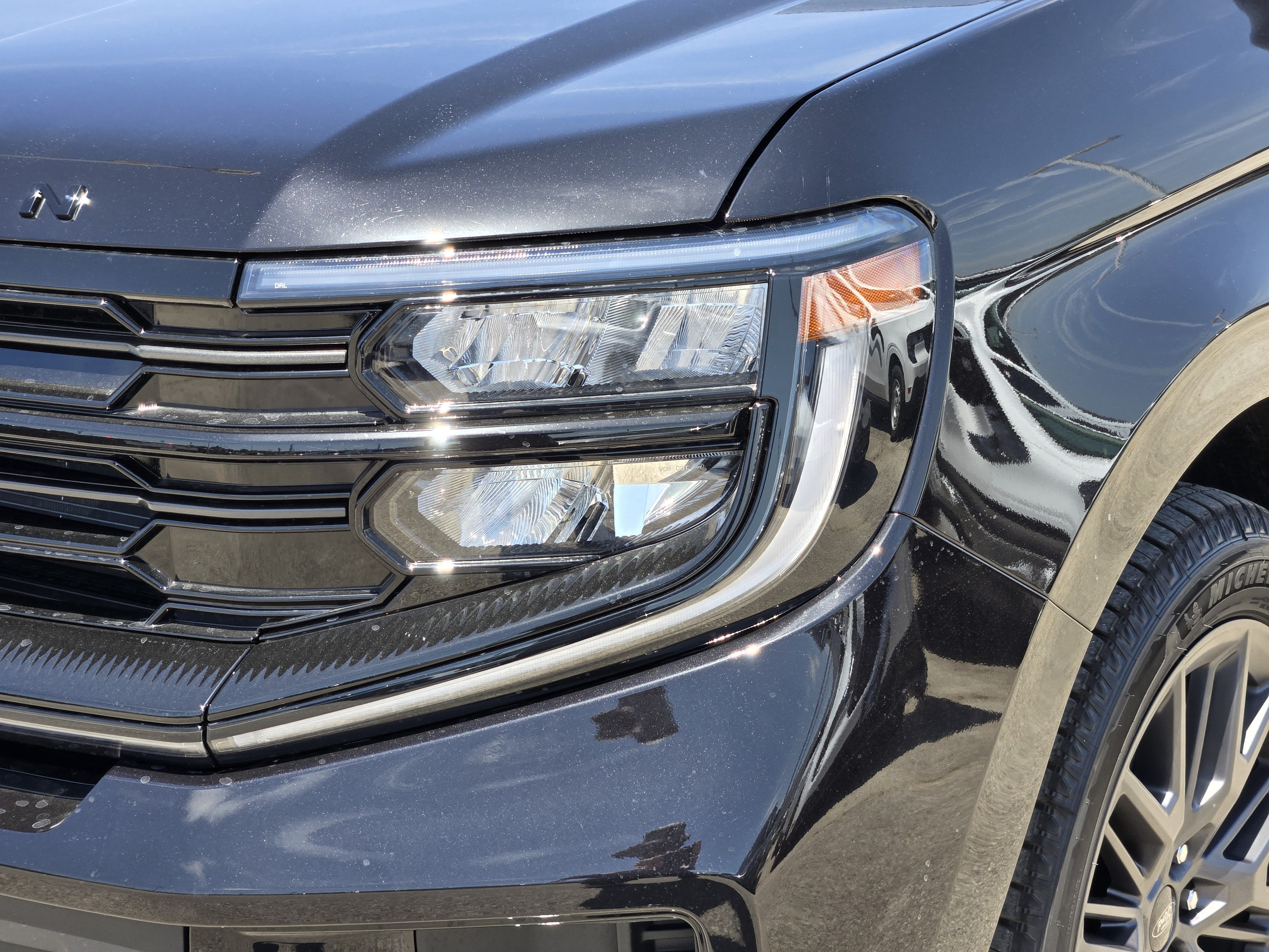 New 2026 Agate Black Metallic Ford Platinum MAX image 5