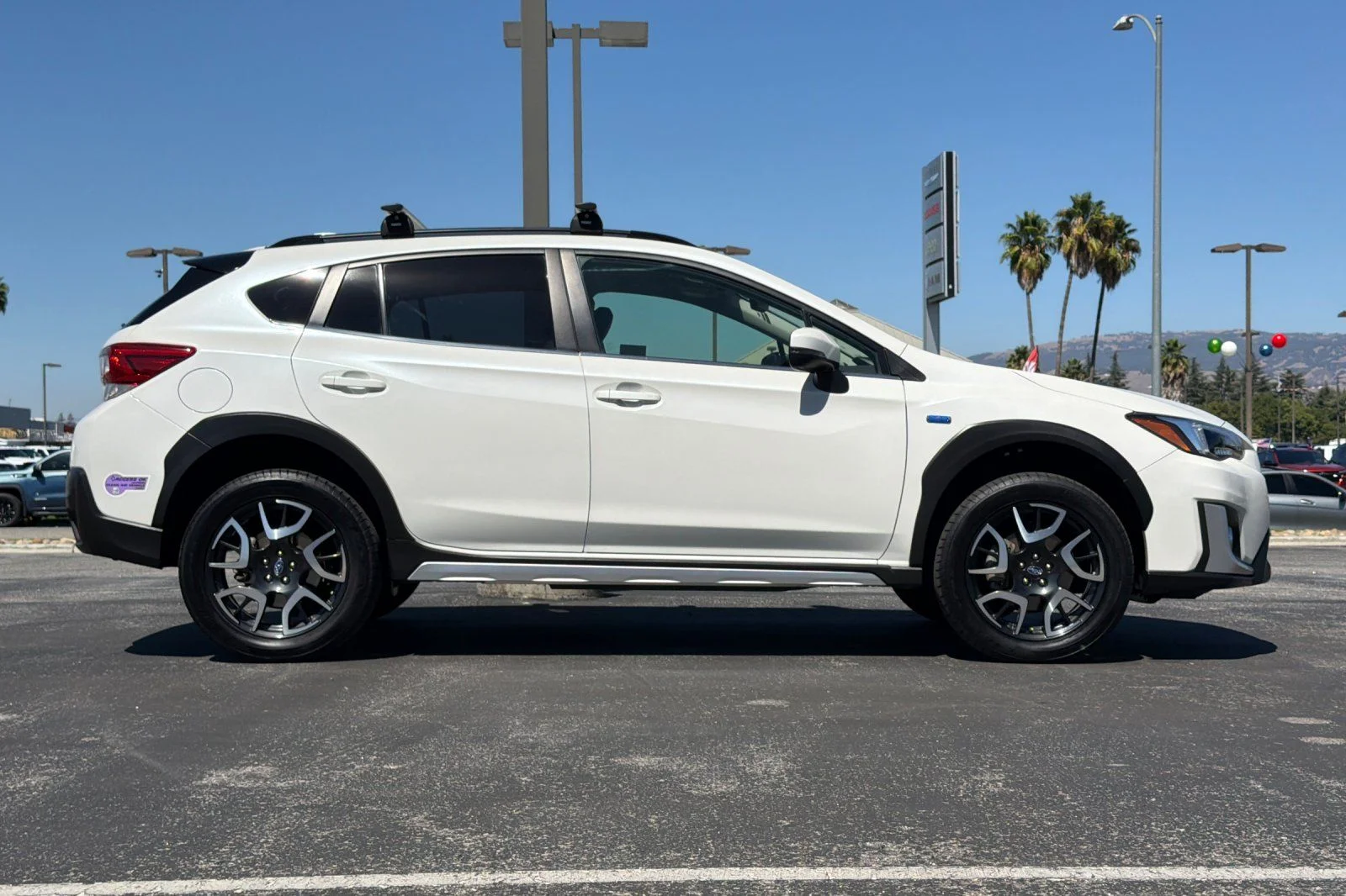 Used 2019 White Subaru Hybrid image 3